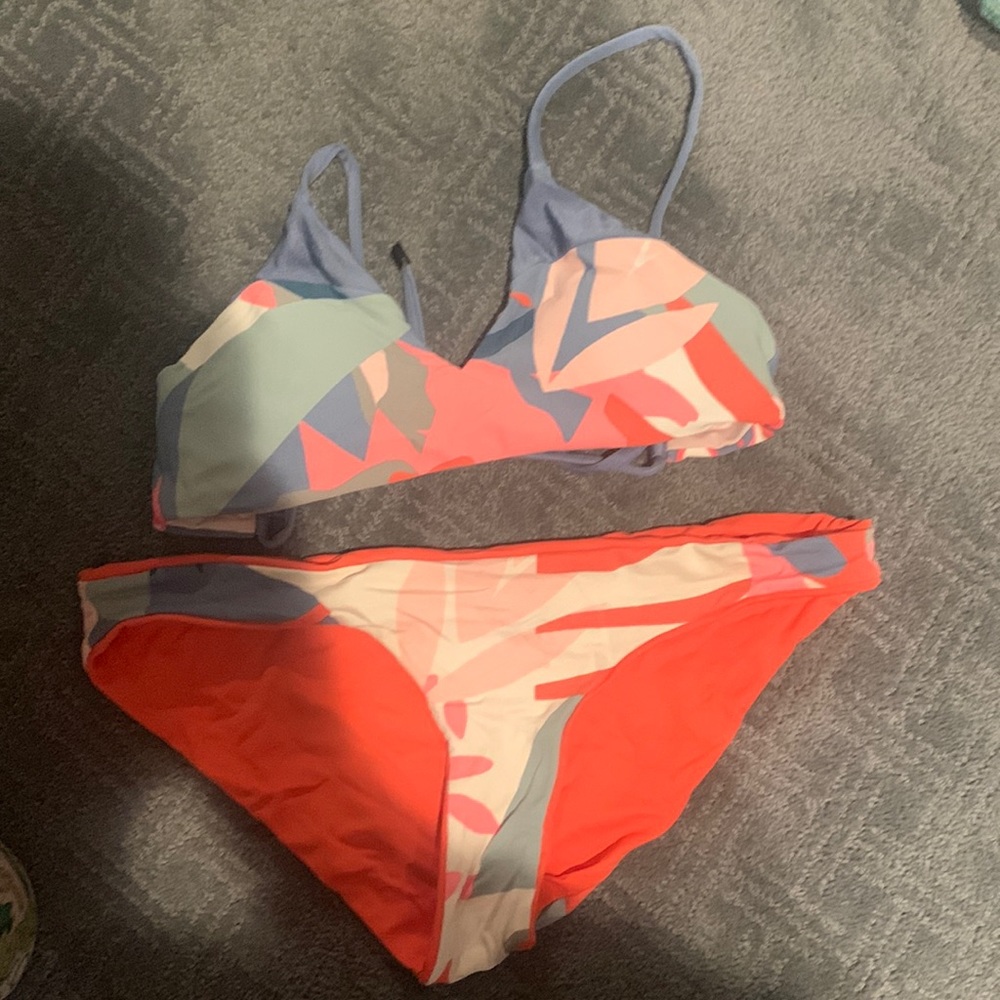 Carve swim suit